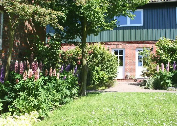 Ferienhof-carstensen-wohnung-leuchtturm Süderende